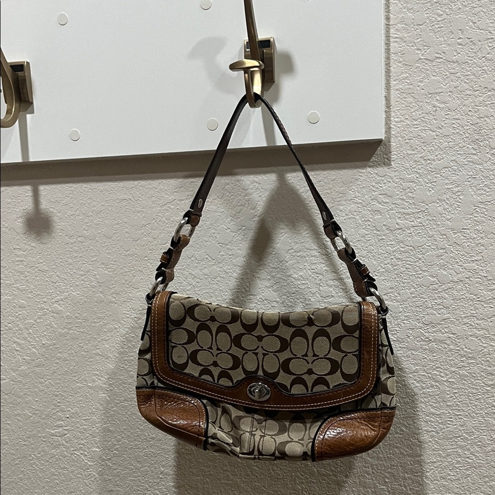 Vintage Coach Signature Brown and Tan Shoulder Bag